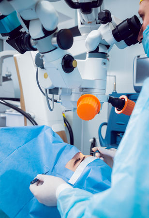 Chirurgie-decollement-retine